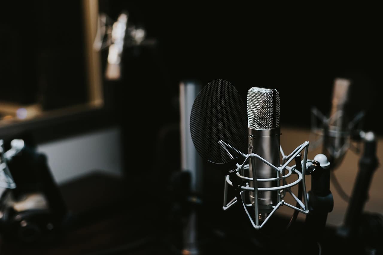 Micrófono de un estudio de grabación